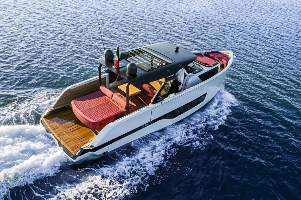 Cranchi A46, exterior — Mallorca Yachst Hire, Mallorca. Sleek day runs to Illetes before sunset