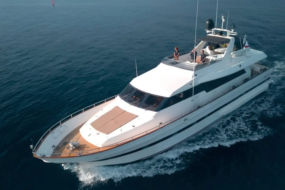 Falcon 80S, main deck — Mallorca Yachst Hire, Mallorca. East coast cala hopping at speed, twelve aboard