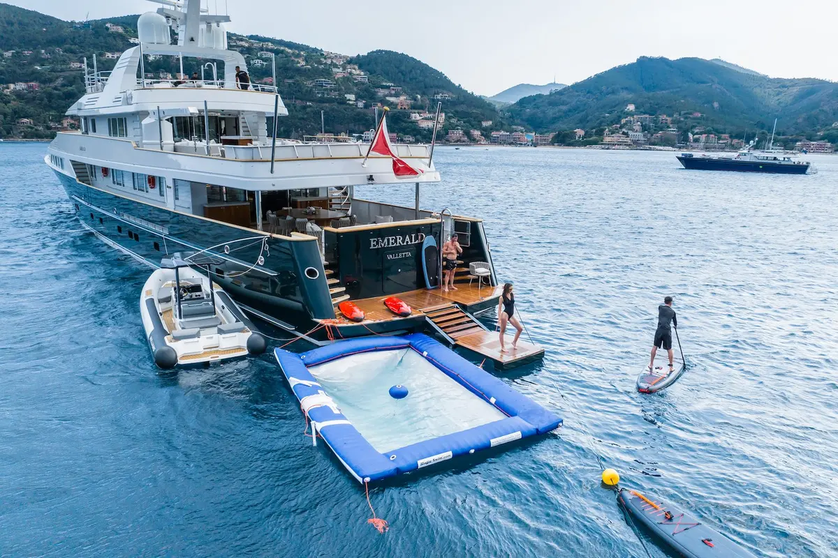 Emerald, salon — Mallorca Yachst Hire, Mallorca. Fifty metres of deck above Formentor's cliffs
