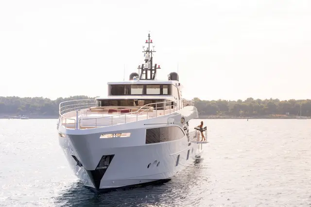 Majesty 100 — Mallorca Yachst Hire, Mallorca