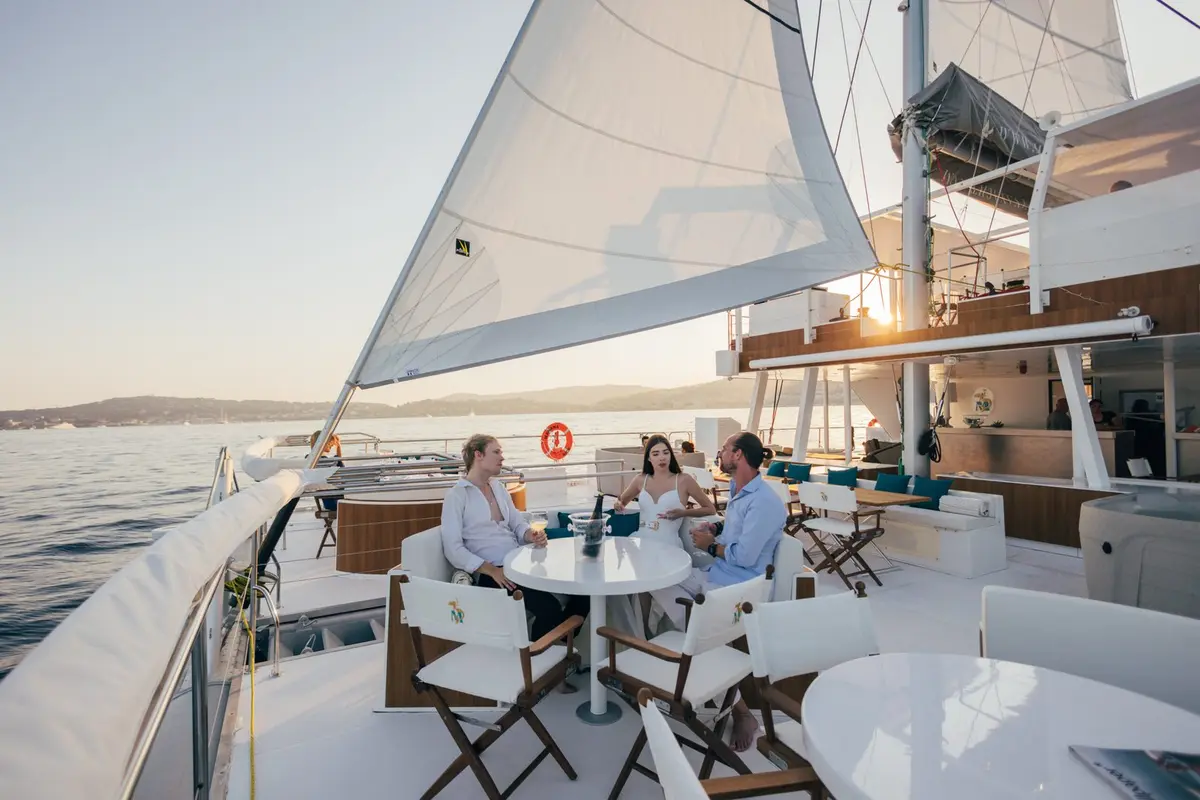 Manana Yacht, master cabin — Mallorca Yachst Hire, Mallorca. East coast calas within easy reach by afternoon