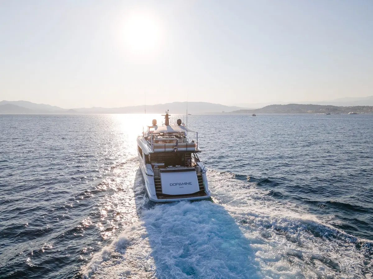 Mangusta 33, salon — Mallorca Yachst Hire, Mallorca. Sunset speed runs along the Tramuntana coastline