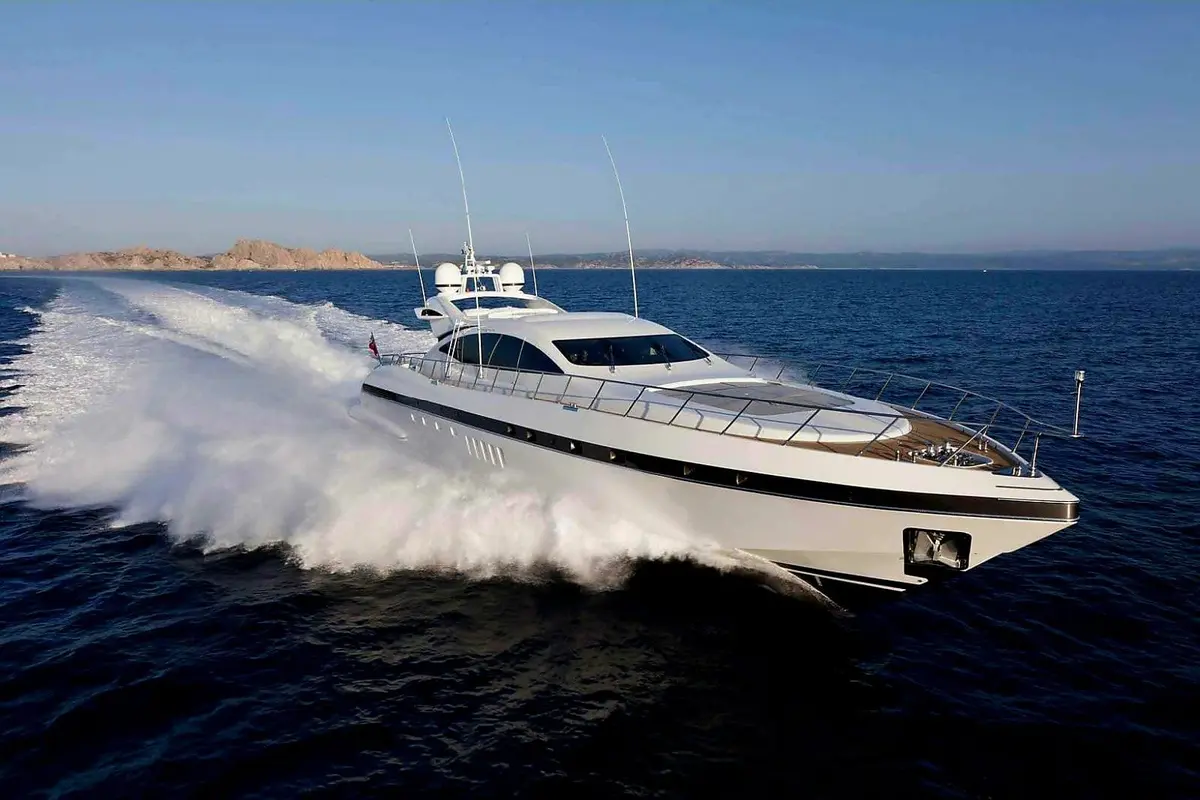 Mangusta 92, exterior — Mallorca Yachst Hire, Mallorca. Fast lines to Formentor before the afternoon breeze