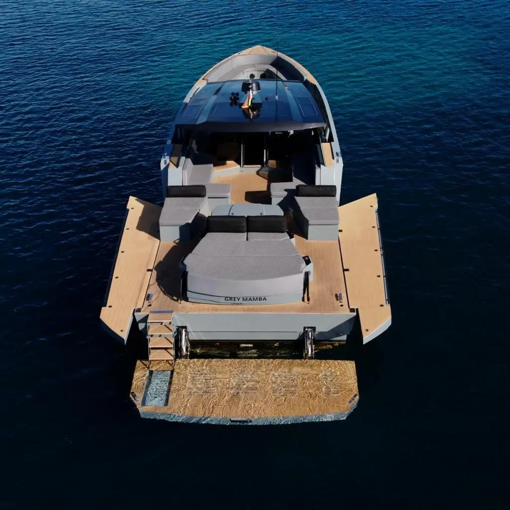 Okean 55, master cabin — Mallorca Yachst Hire, Mallorca. Afternoon runs to Illetes, sixteen metres of calm