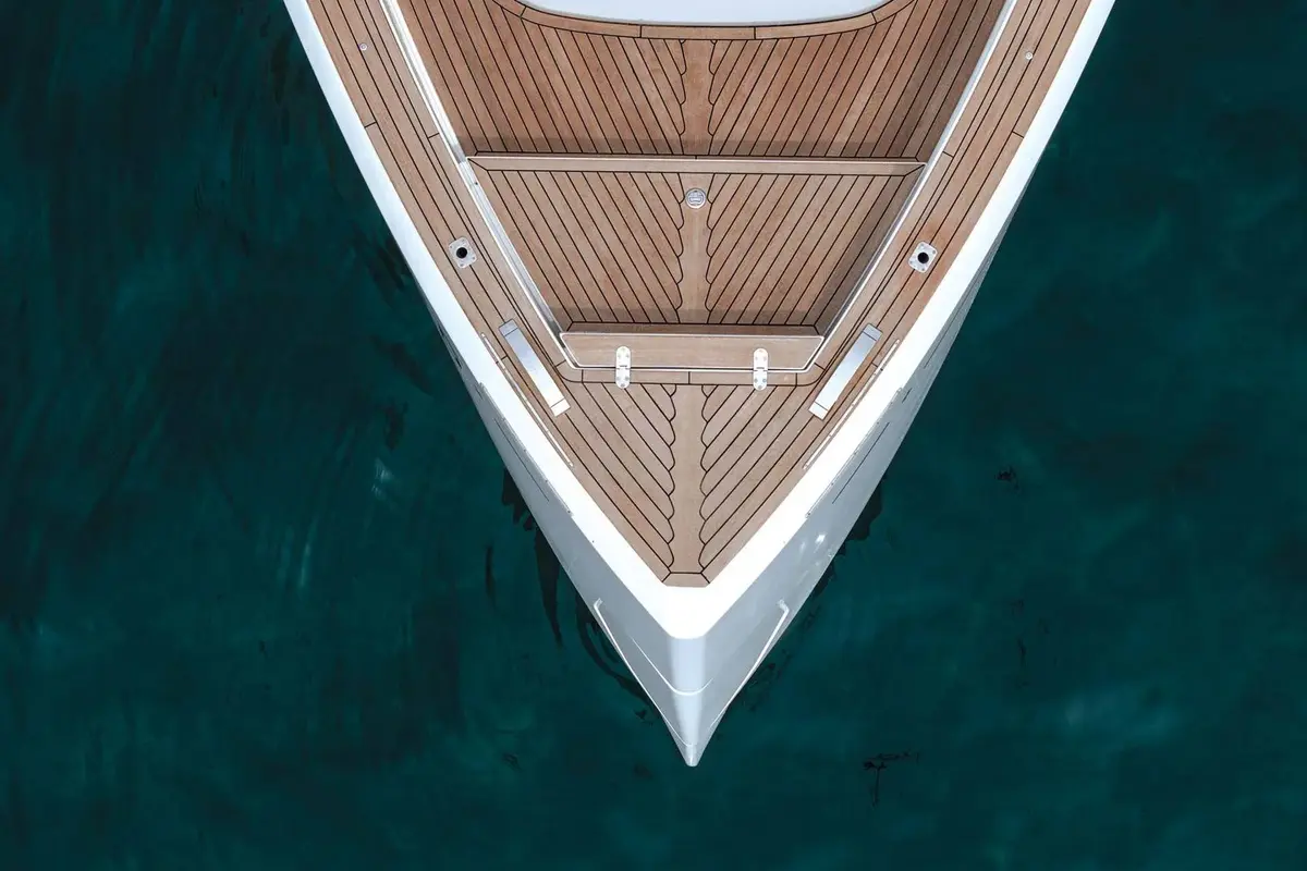 Pardo 43, main deck — Mallorca Yachst Hire, Mallorca. Nimble day trips from Palma to Illetes coves