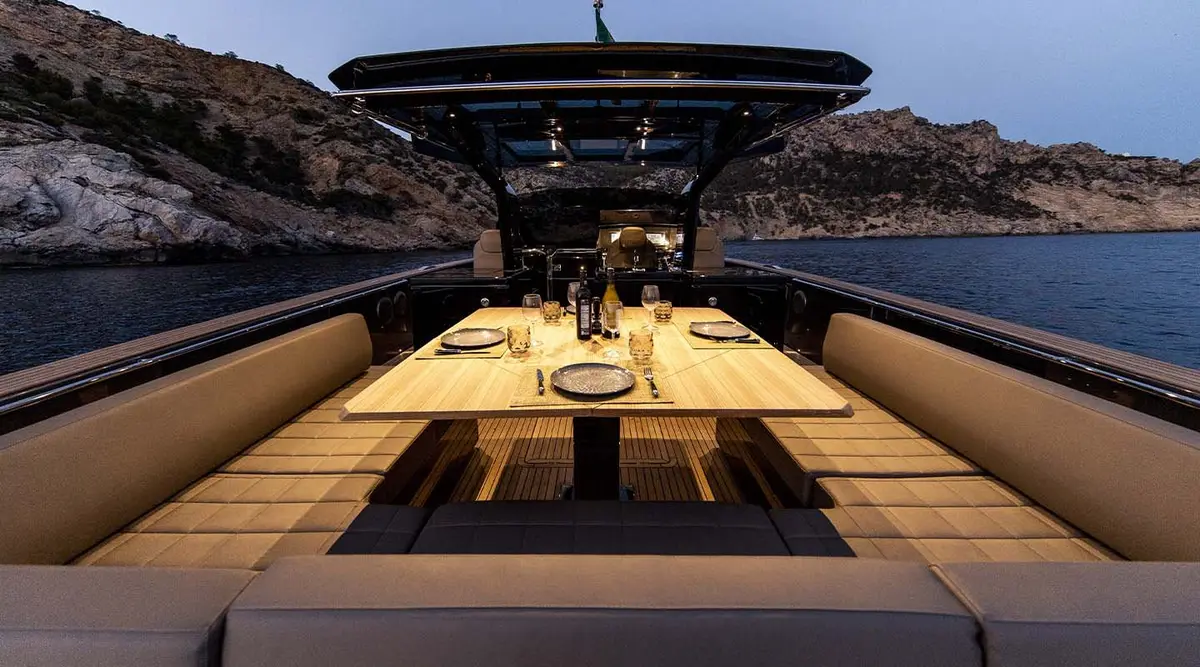 Pardo 50, main deck — Mallorca Yachst Hire, Mallorca. Open-deck speed for sunset runs across Palma Bay