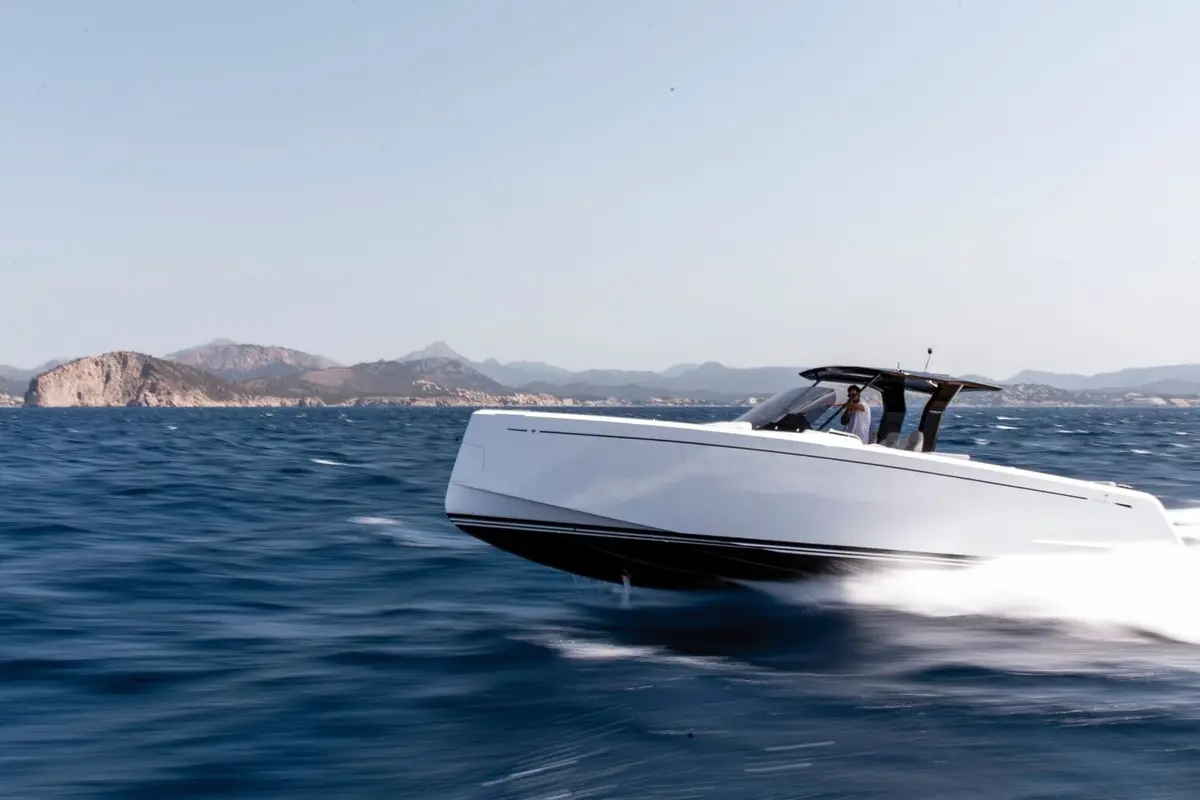 Pardo 38, exterior — Mallorca Yachst Hire, Mallorca. Nimble day-boat runs from Portals to quiet coves