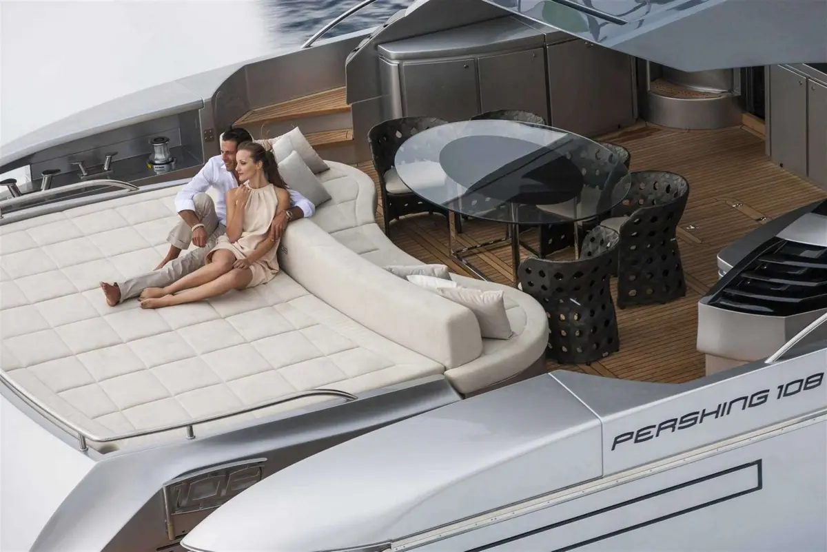 Pershing 108, flybridge — Mallorca Yachst Hire, Mallorca. Fast lines to Formentor, sunset spray on deck