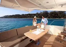 Prestige 550 FLY, salon — Mallorca Yachst Hire, Mallorca. East coast cala hopping for up to twelve guests