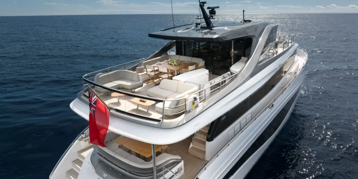 Princess Y80, main deck — Mallorca Yachst Hire, Mallorca. Sport-yacht speed for sunset runs to Illetes
