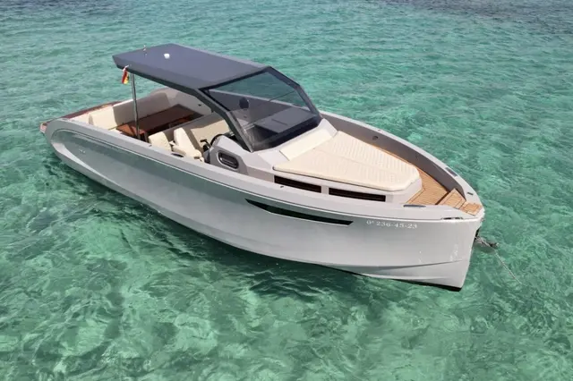 Rand Escape 30 — Mallorca Yachst Hire, Mallorca