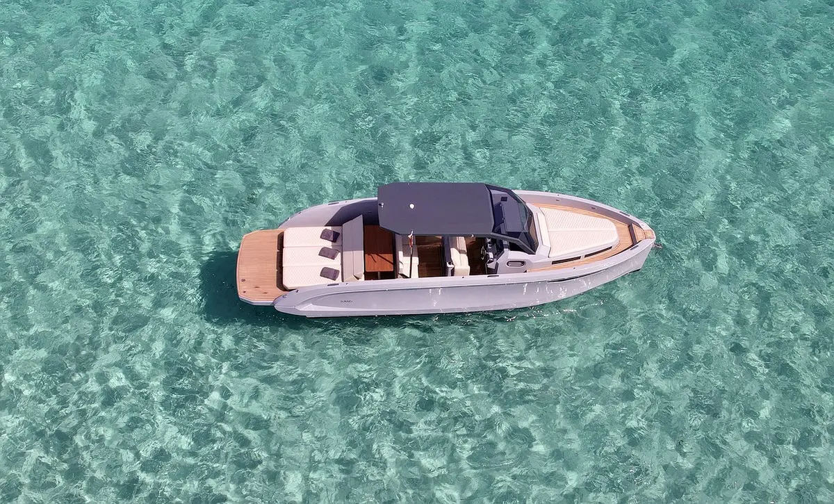 Rand Escape 30, aft deck — Mallorca Yachst Hire, Mallorca. A nimble hull for quick cala hops