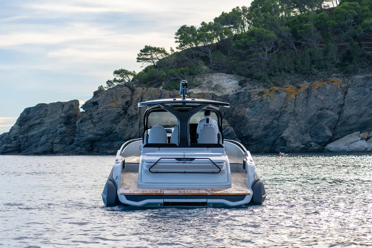 Sacs 47, aft deck — Mallorca Yachst Hire, Mallorca. Swift cala-hopping along Mallorca's sheltered east coast