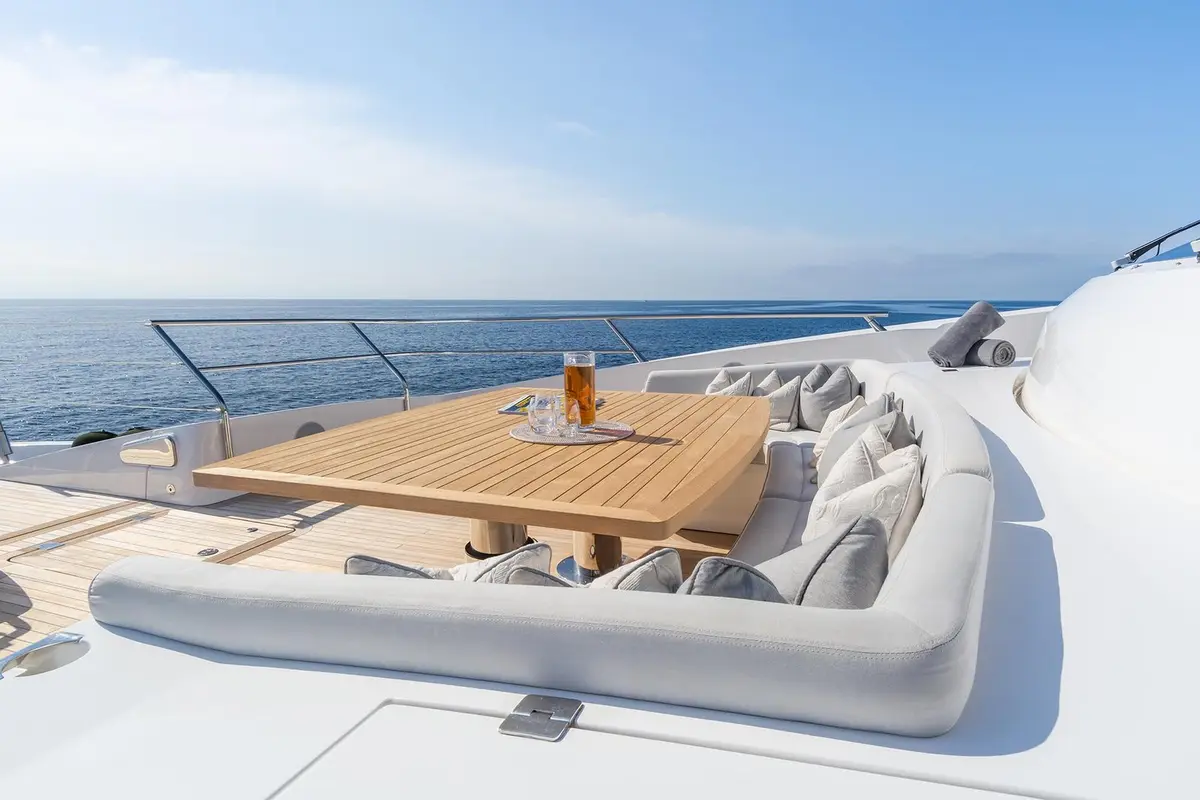 Thumper, flybridge — Mallorca Yachst Hire, Mallorca. Forty metres of pace toward Formentor's dusk light