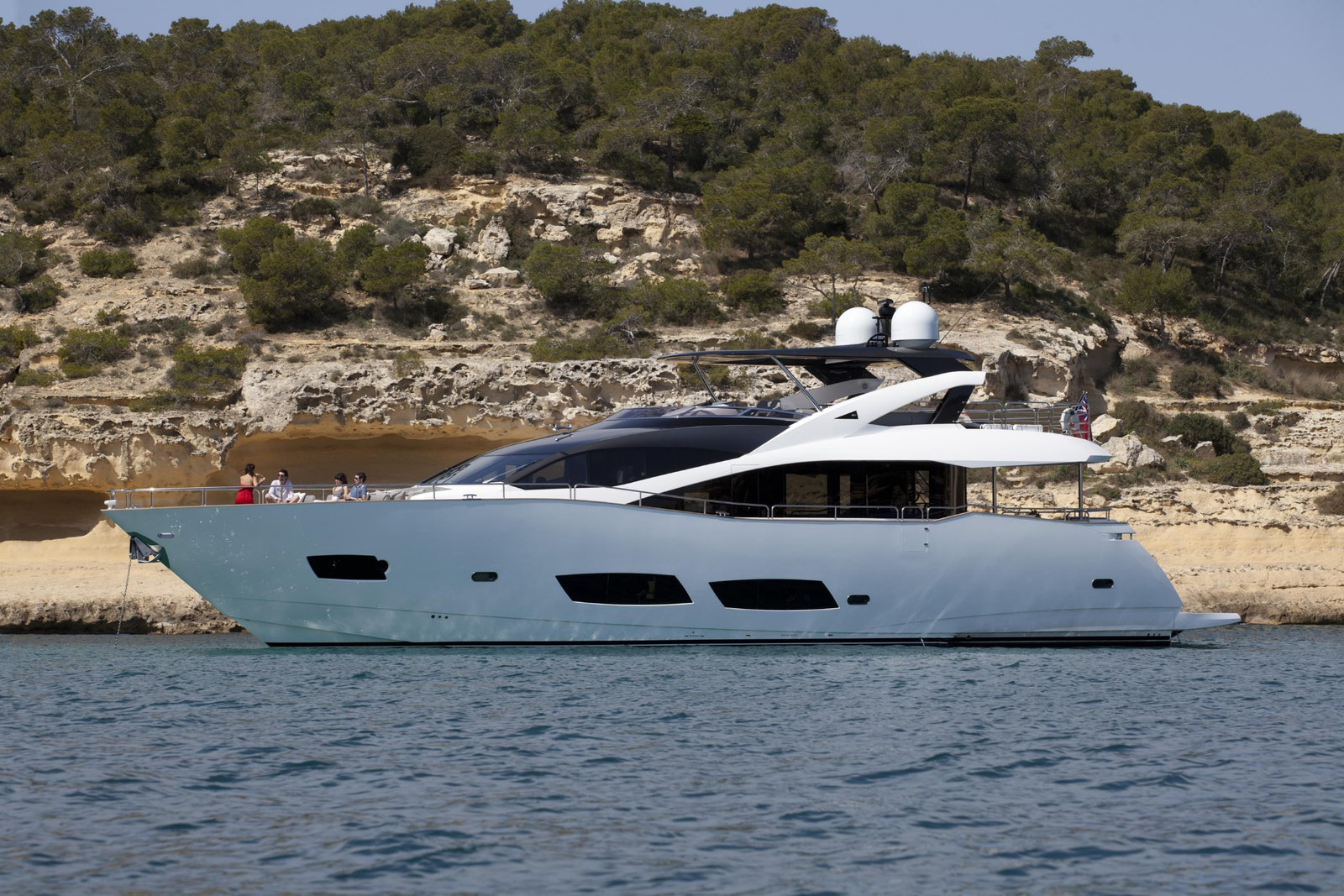 Sunseeker 28