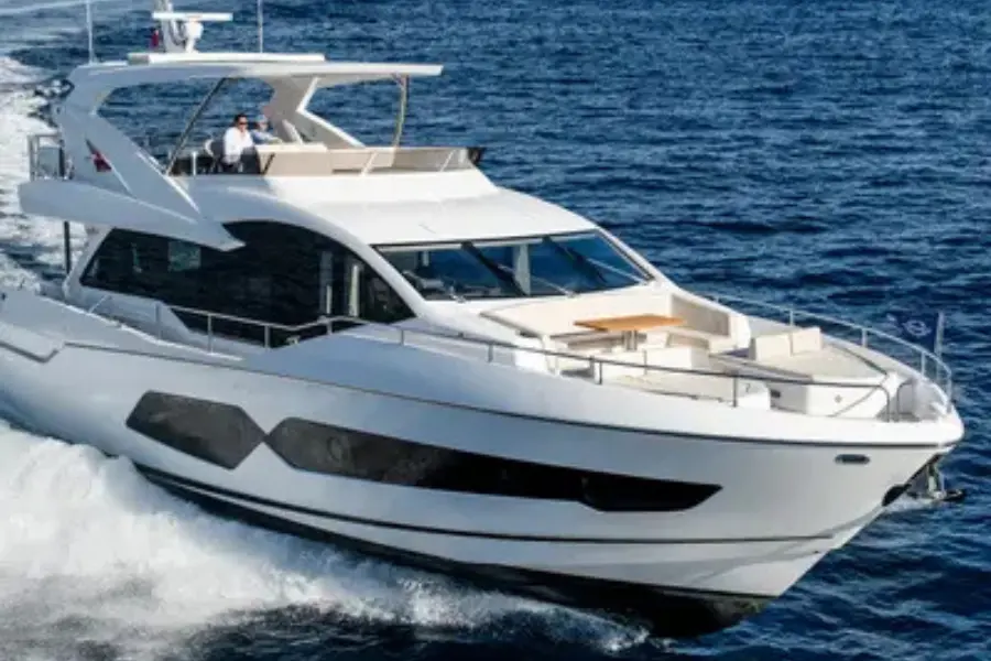 Sunseeker 76, main deck — Mallorca Yachst Hire, Mallorca. East coast cala hopping at open-throttle pace