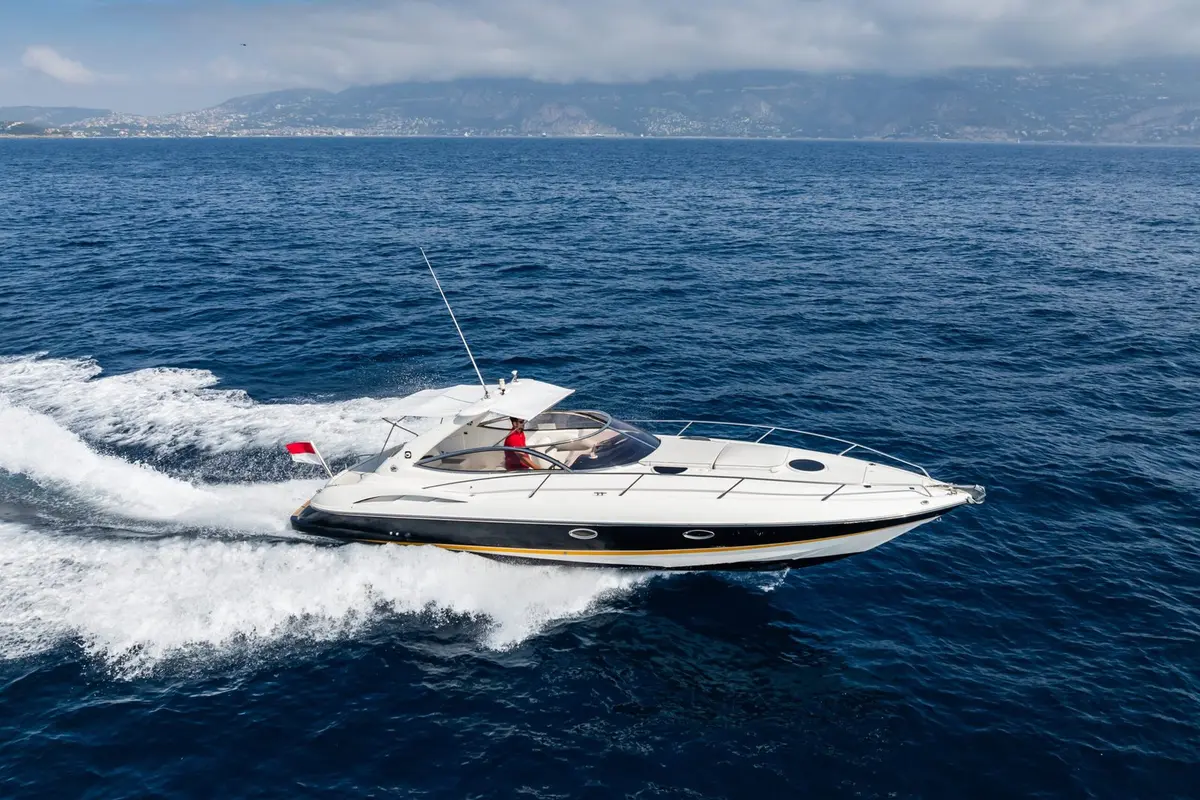 Superhawk 34, exterior — Mallorca Yachst Hire, Mallorca. Fast coastal runs to Illetes before lunch