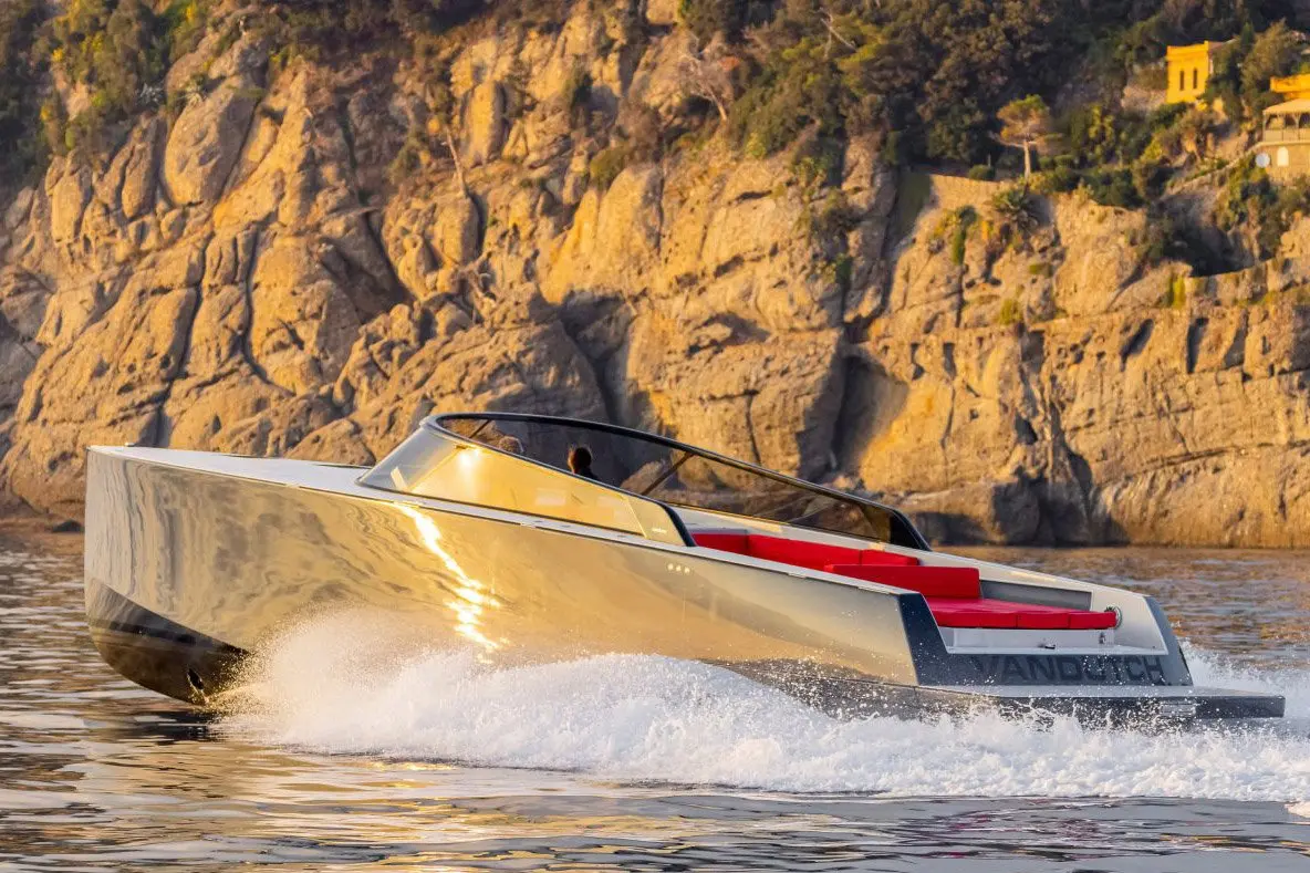 Vandutch 48, exterior — Mallorca Yachst Hire, Mallorca. Sleek open decks for Bay of Palma sunset runs