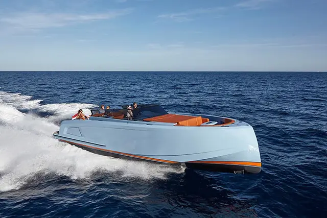 Vanquish VQ60 — Mallorca Yachst Hire, Mallorca